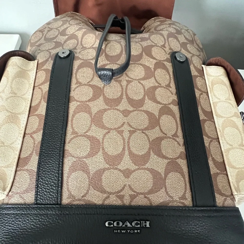 Coach Backpack In Blocked Signature Canvas And Smooth Leather